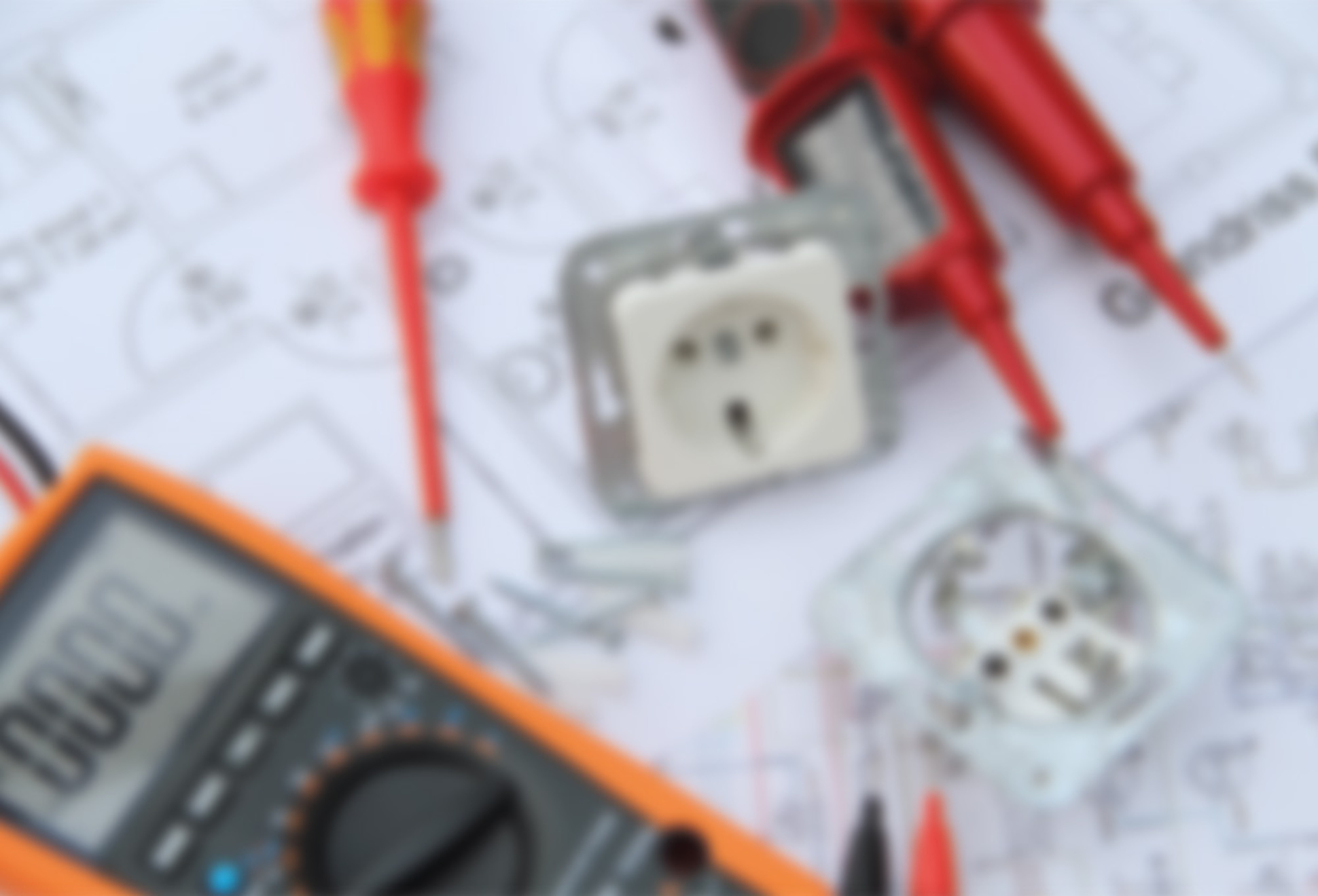 Planung bei Armin Hamidkhani - EcoVoltix in Seligenstadt